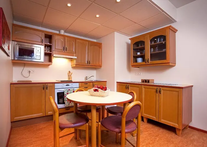 Tallinnhousing Old Town Homes - 1 Bdr In Vene Daire